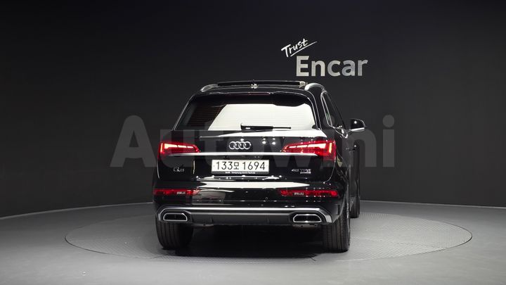 Audi Q5 2021 — 4