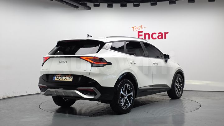 Kia Sportage 2023 — 2
