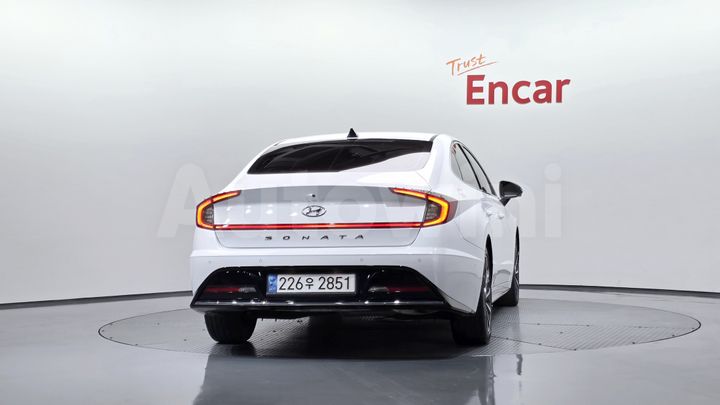 Hyundai Sonata 2023 — 3