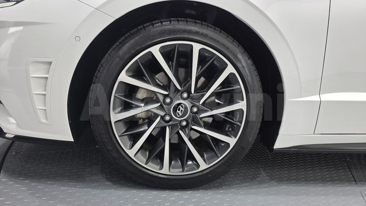 Hyundai Sonata 2023 — 4