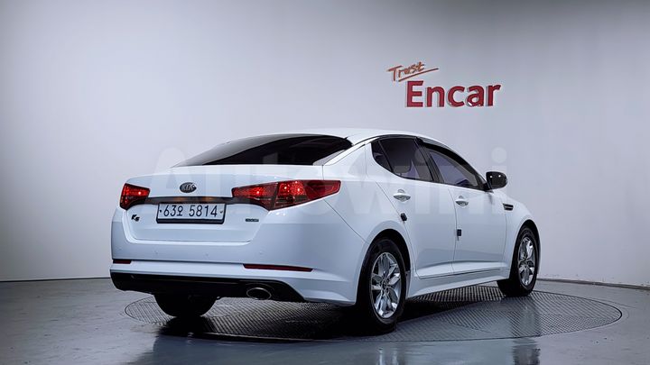 Kia K5 2013 — 2