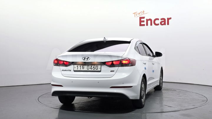 Hyundai Avante 2017 — 4