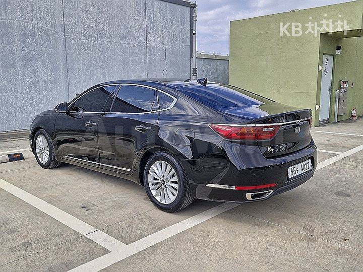 Kia K7 2019 — 5