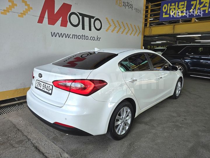 Kia K3 2015 — 5