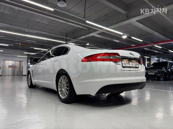 Jaguar XF 2014 — 4