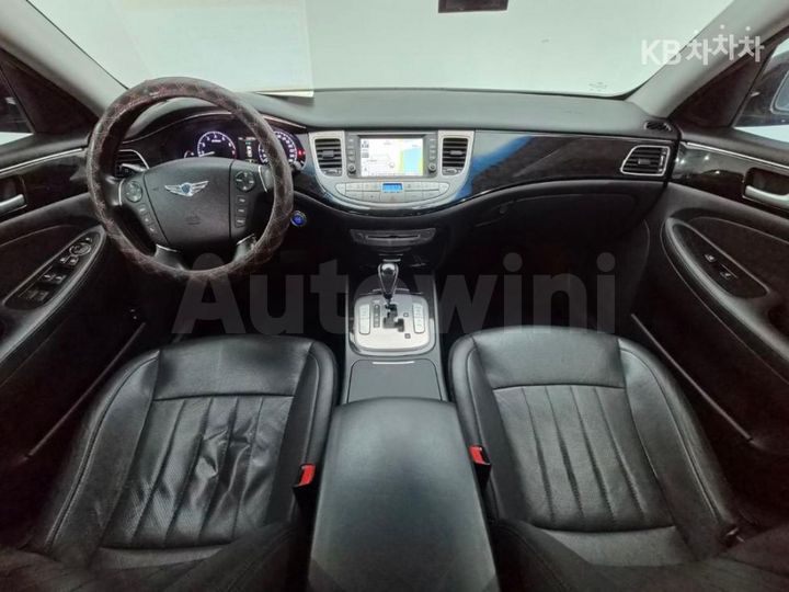 Hyundai Genesis 2013 — 4