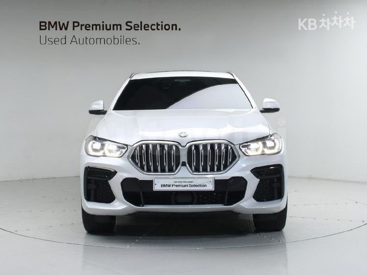 BMW X6 2022 — 2