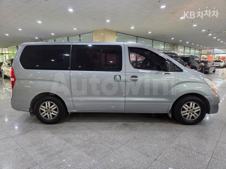 Hyundai Starex 2016 — 5