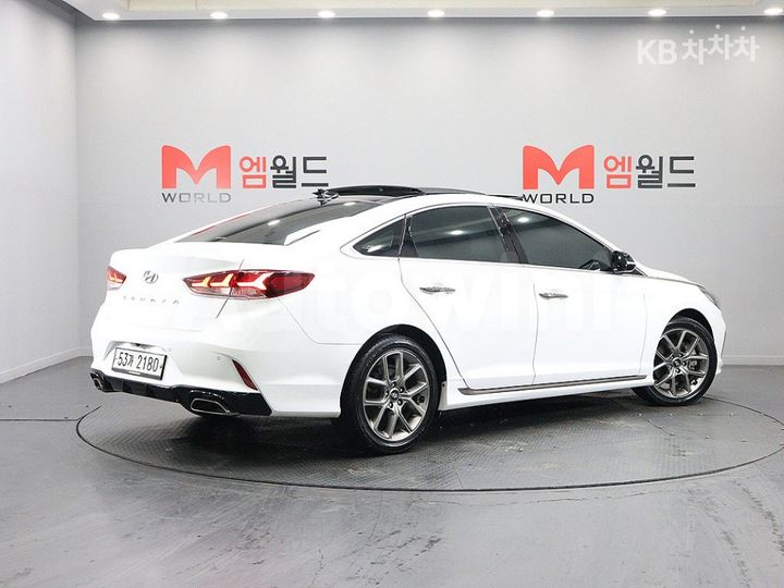 Hyundai Sonata 2018 — 3