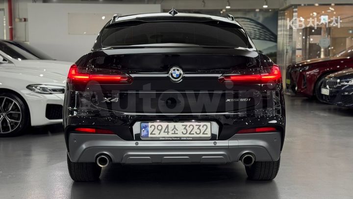 BMW X4 2021 — 3