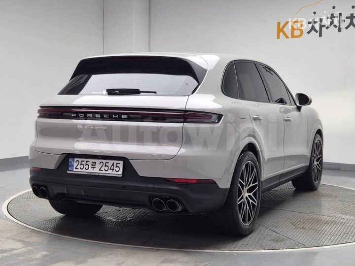 Porsche Cayenne 2024 — 3