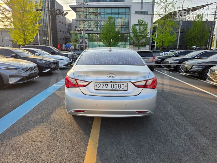 Hyundai Sonata 2011 — 3
