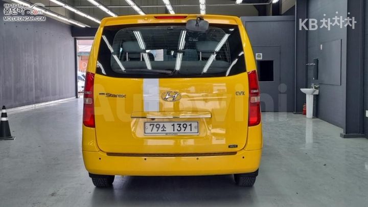 Hyundai Starex 2011 — 4
