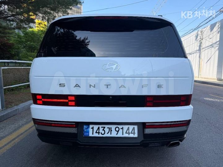 Hyundai SantaFe 2024 — 4