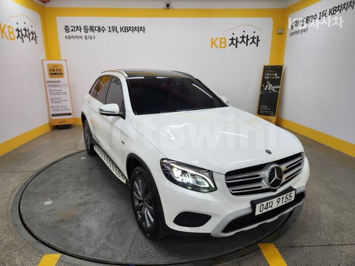 Mercedes-Benz GLC Class 2019 — 2