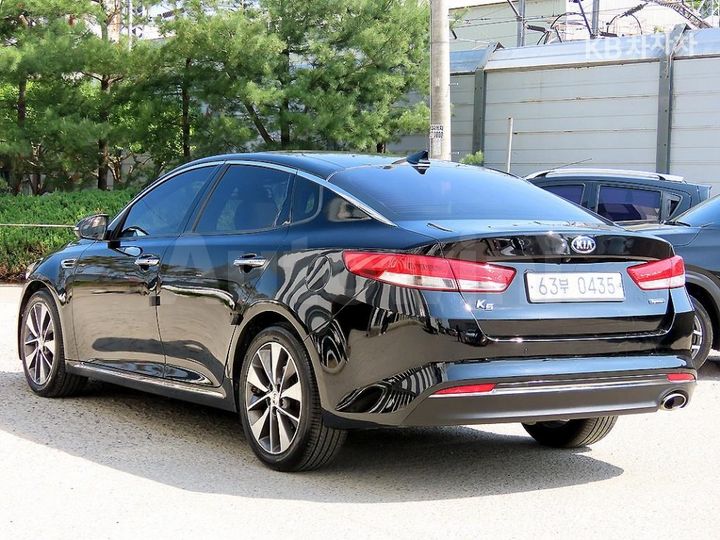 Kia K5 2017 — 3