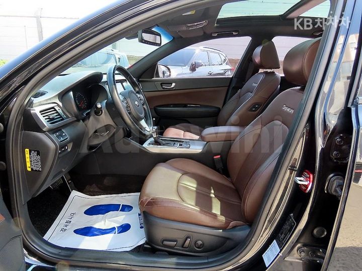 Kia K5 2017 — 5