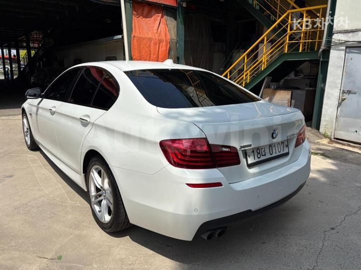 BMW 5 Series 2016 — 2