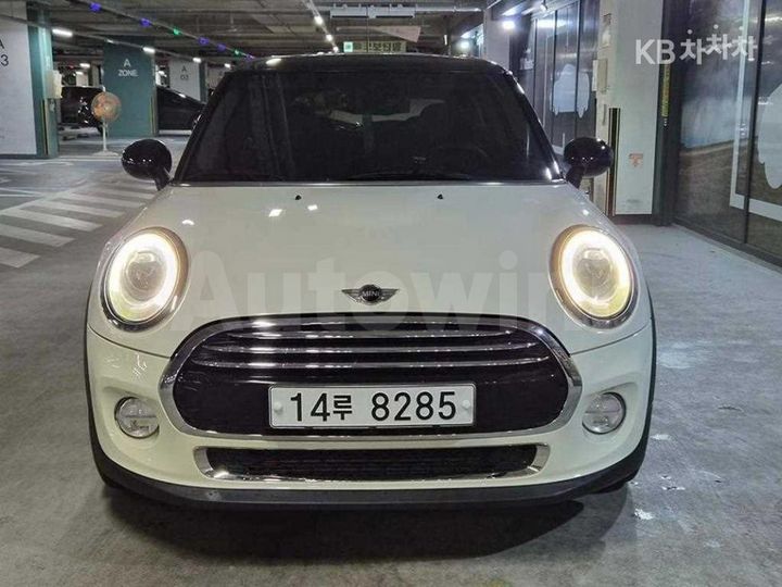 Mini Cooper 2015 — 2