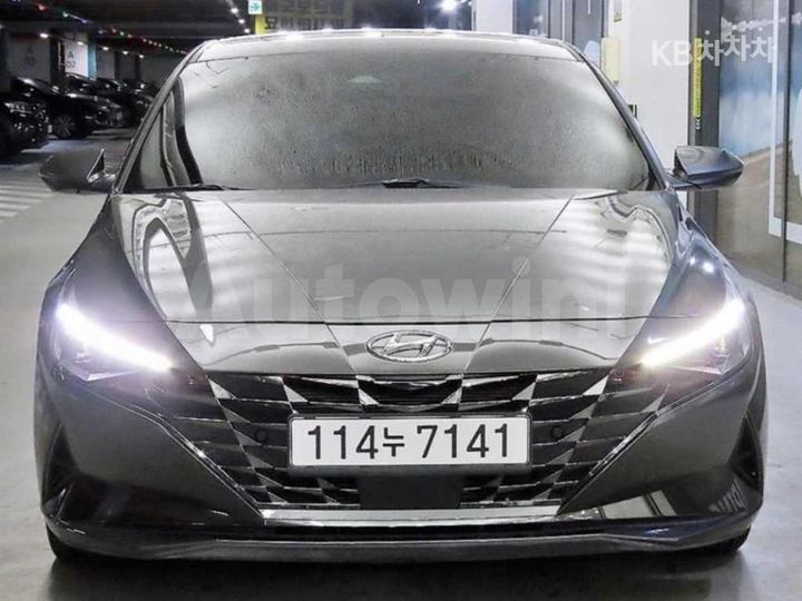 Hyundai Avante 2022 — 2