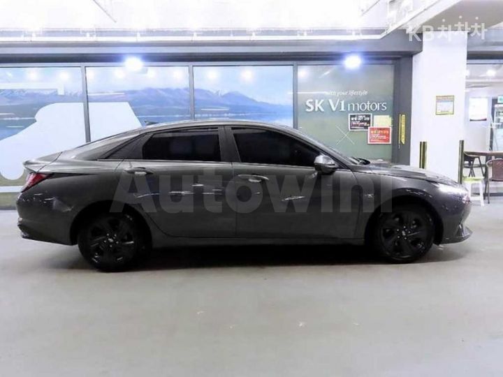 Hyundai Avante 2022 — 3