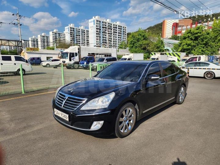 Hyundai Equus 2010 — 3
