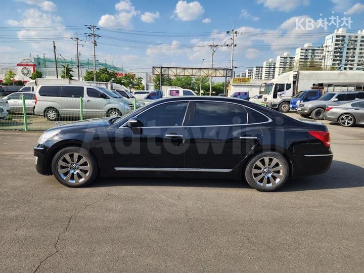 Hyundai Equus 2010 — 4