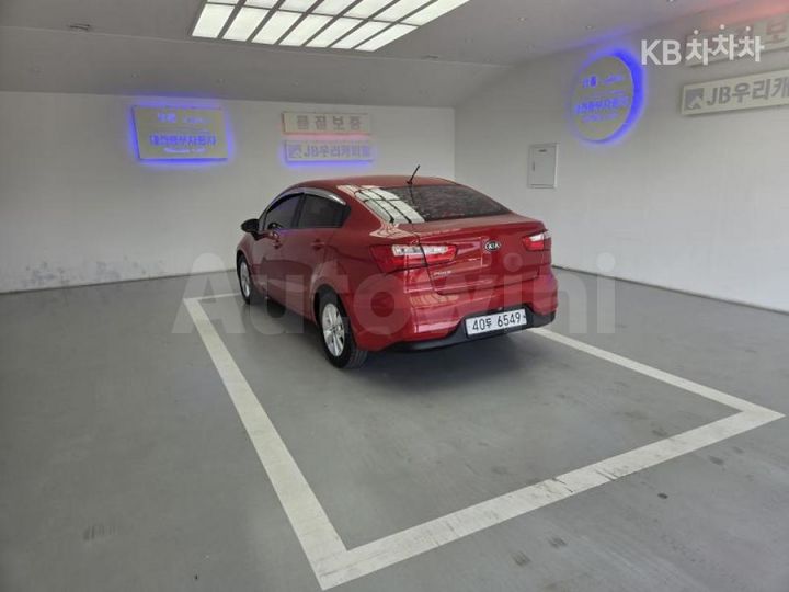 Kia Pride 2017 — 5