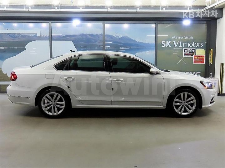 Volkswagen Passat 2018 — 3