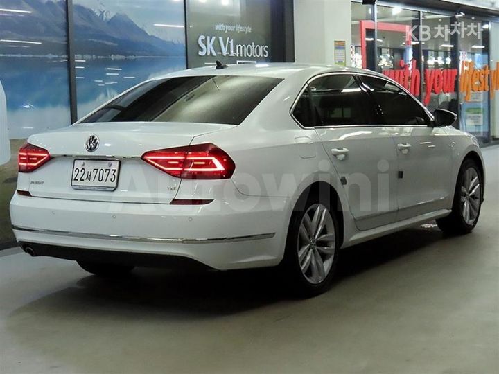 Volkswagen Passat 2018 — 4