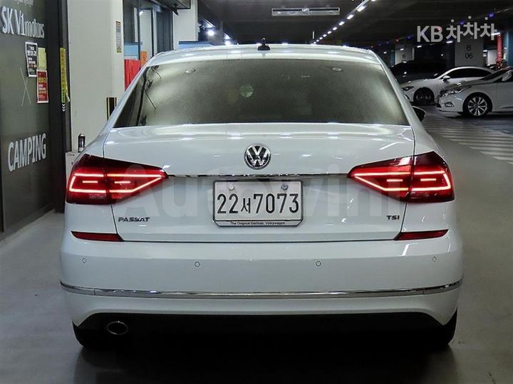 Volkswagen Passat 2018 — 5