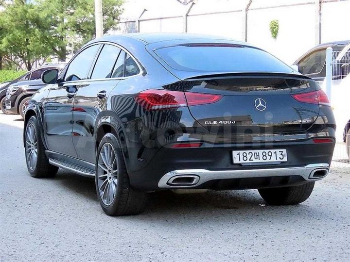 Mercedes Benz GLE Class 2023 — 3