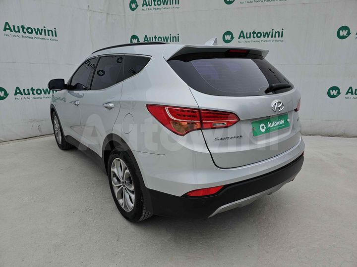 Hyundai SantaFe 2015 — 3