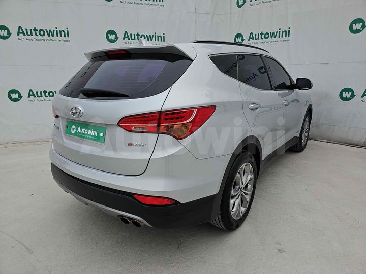 Hyundai SantaFe 2015 — 5
