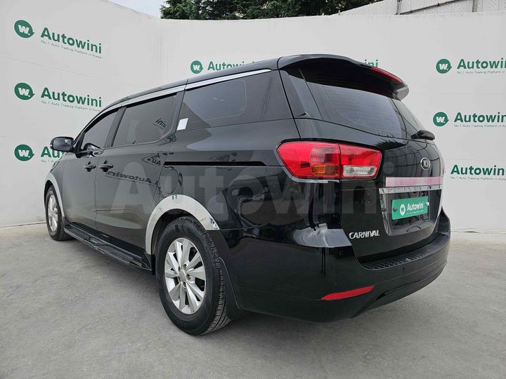 Kia Carnival 2016 — 3