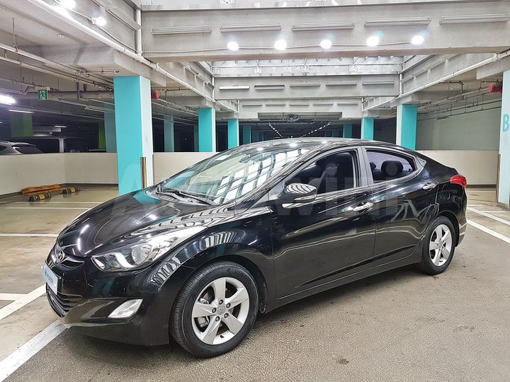 Hyundai Avante 2012 — 2