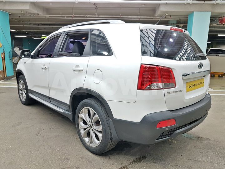 Kia Sorento 2010 — 5