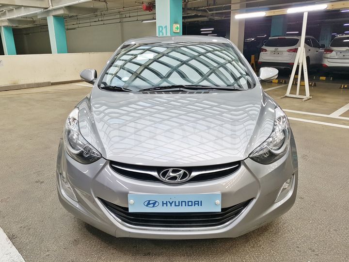 Hyundai Avante 2012 — 3