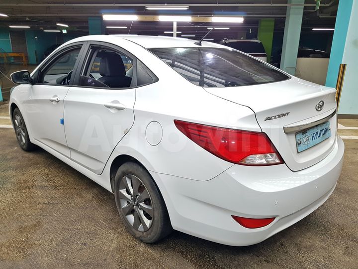 Hyundai Accent 2019 — 5