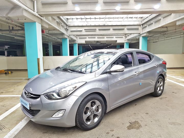 Hyundai Avante 2012 — 2