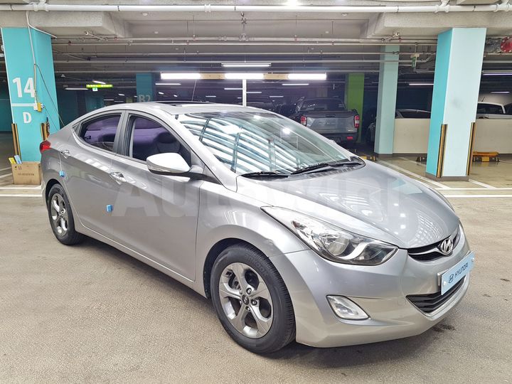 Hyundai Avante 2012 — 4