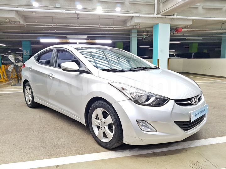 Hyundai Avante 2012 — 4