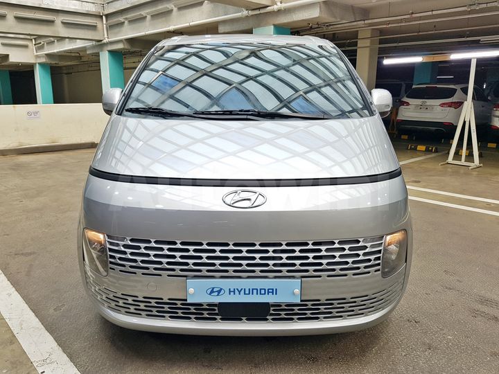 Hyundai Staria 2022 — 3
