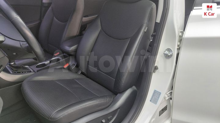 Hyundai Avante 2015 — 5