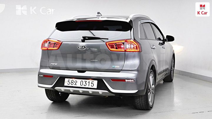 Kia Niro 2017 — 4