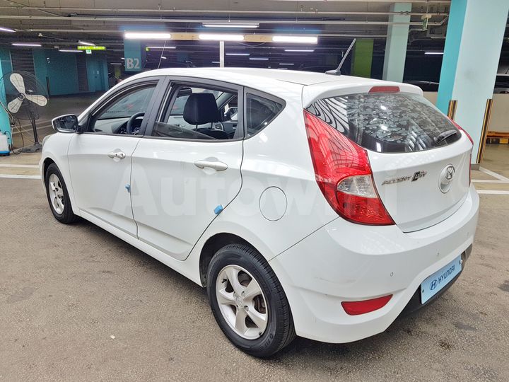 Hyundai Accent 2014 — 5