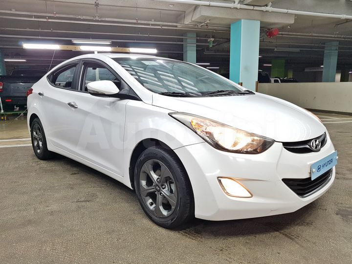Hyundai Avante 2012 — 4