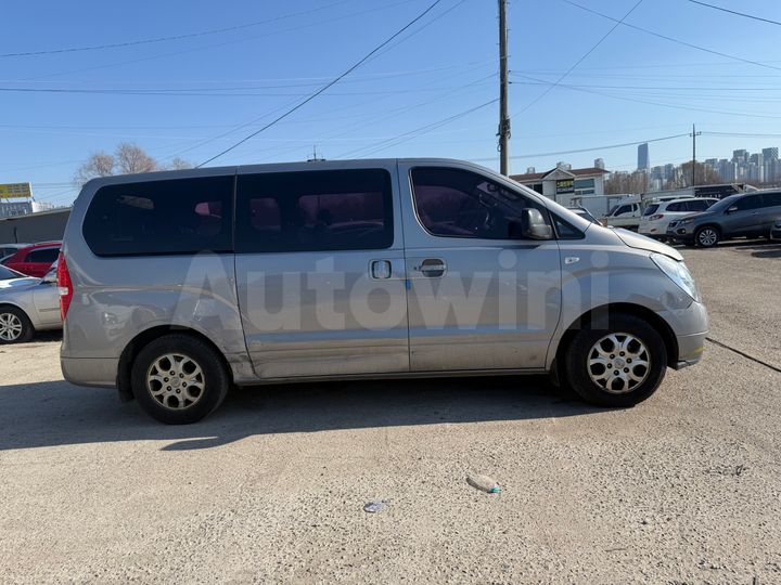 Hyundai Starex 2013 — 5