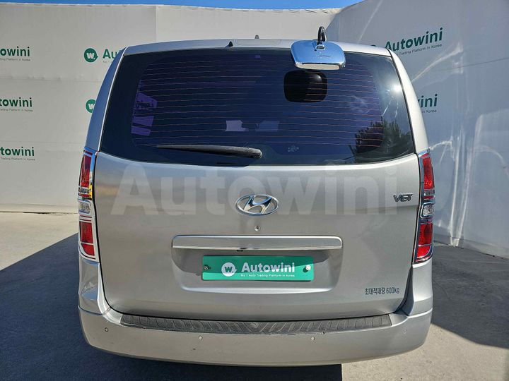 Hyundai Starex 2017 — 4