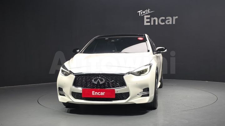Infiniti Q 2017 — 3